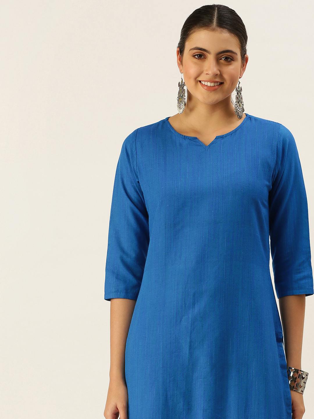 

Saanjh Blue Self Striped Straight Kurti