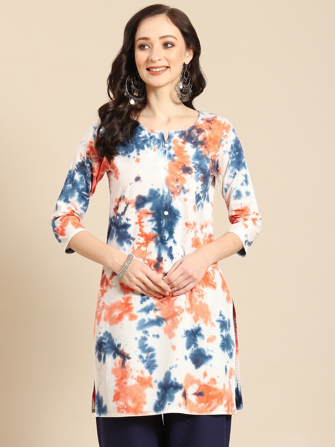 

Prakrti White & Blue Hand Tie & Dye Pure Cotton Kurti