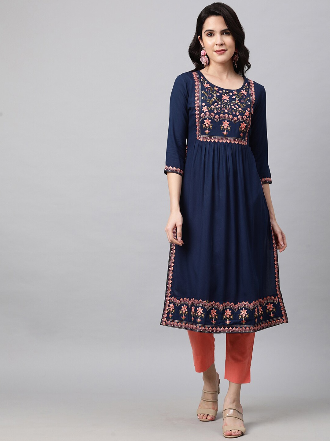 

FASHOR Women Navy Blue Floral Yoke Design Kurta