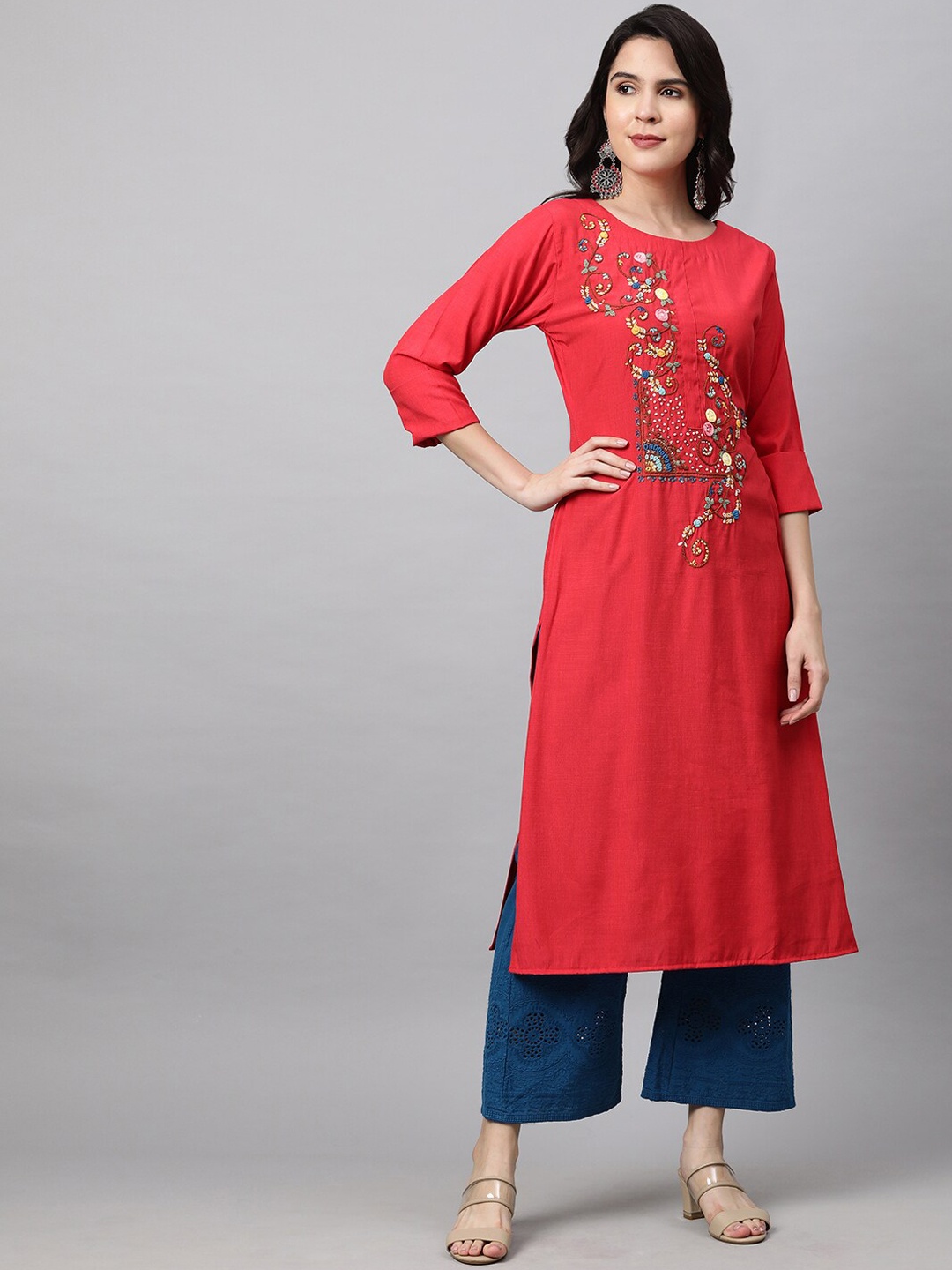 

FASHOR Women Red Ethnic Motifs Embroidered Kurta