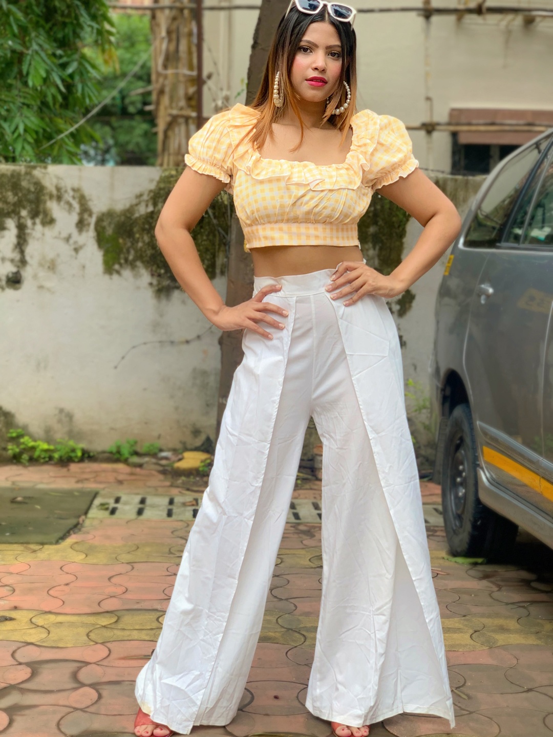 

SASSAFRAS Women Yellow & White Gingham Check Ruffles Blouson Crop Top