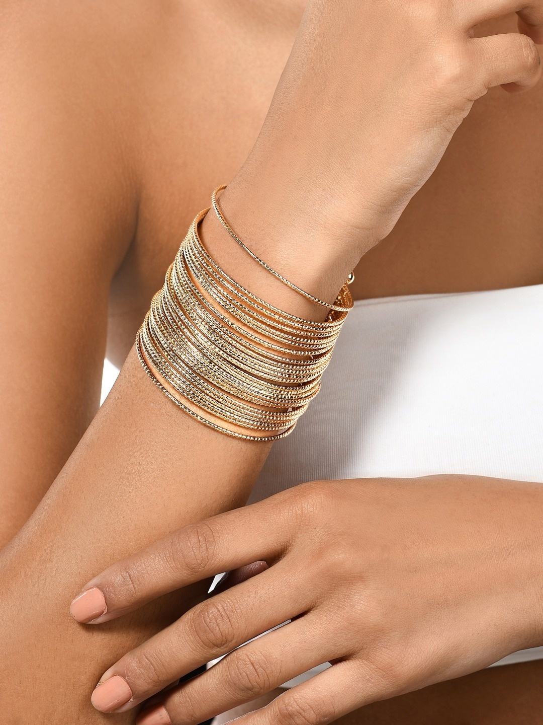 

AMI Women Gold-Toned Gold-Plated Cuff Bracelet