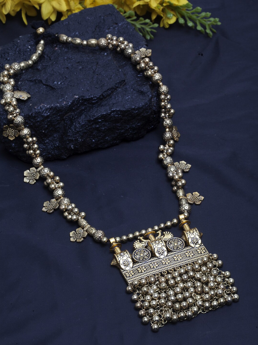 

Moedbuille Gold-Toned & Silver-Toned Brass Gold-Plated Filigree Work Tribal Necklace