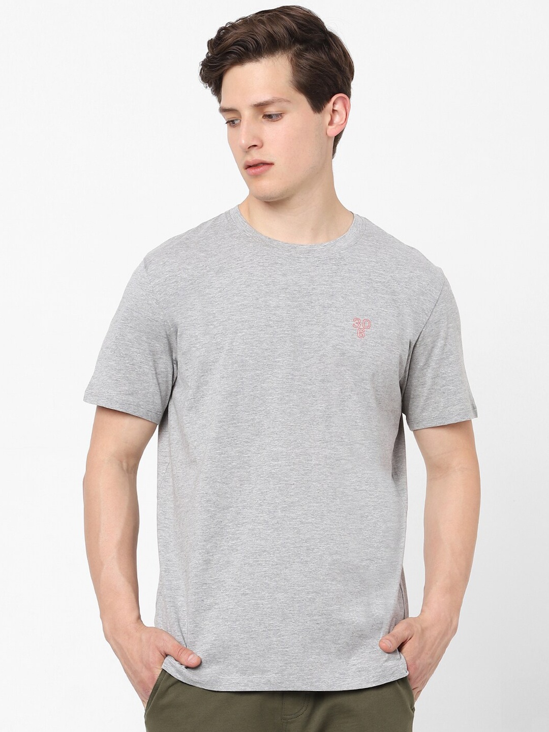 

Celio Men Grey T-shirt
