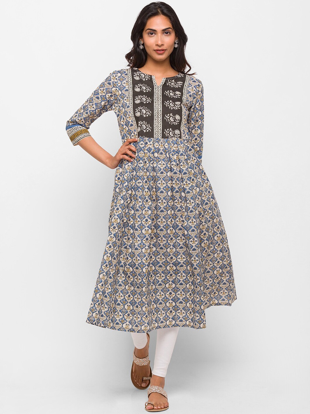 

Globus Women Navy Blue Floral Printed Kurta
