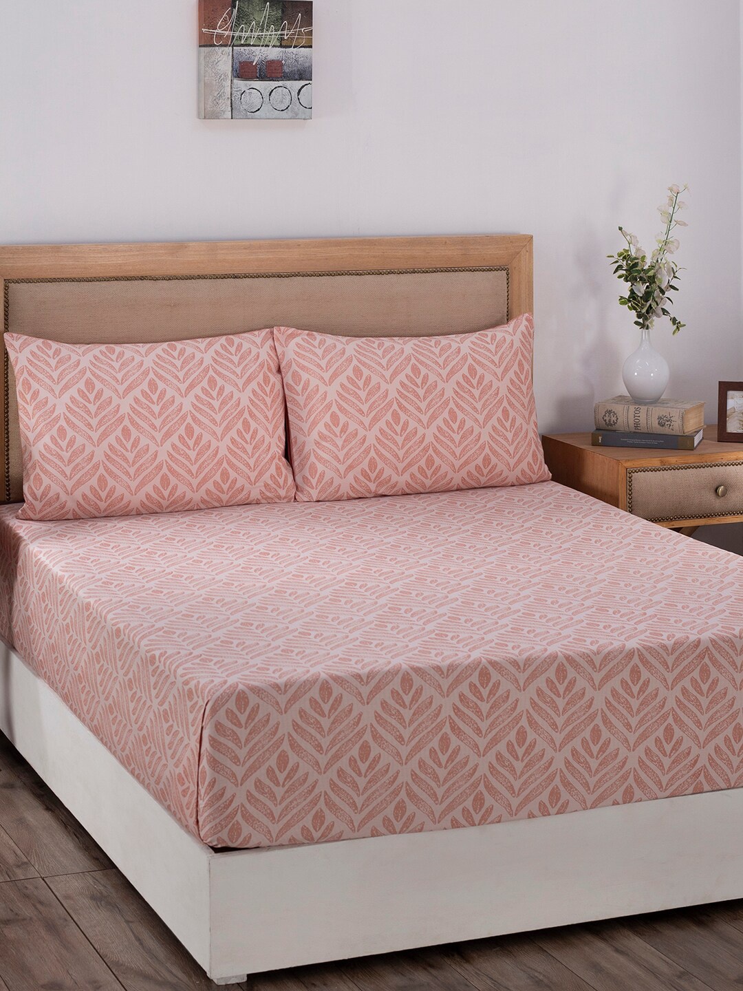 

MASPAR Peach-Coloured 210 TC Queen Bedsheet with 2 Pillow Covers