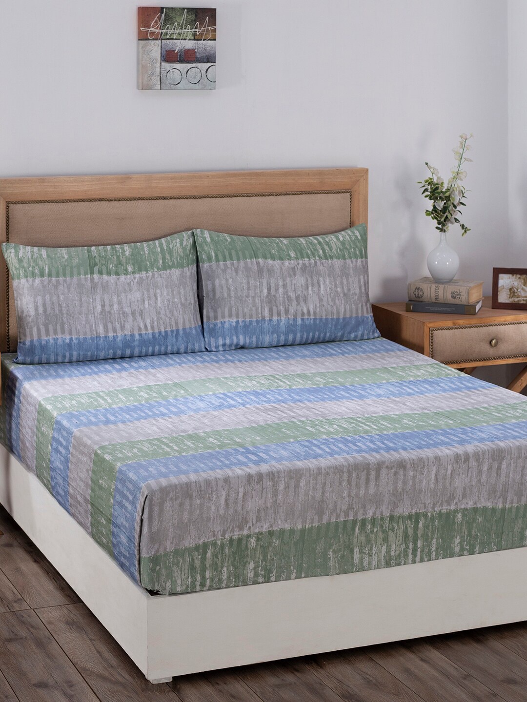 

MASPAR Blue & Green Striped 210 TC King Bedsheet with 2 Pillow Covers