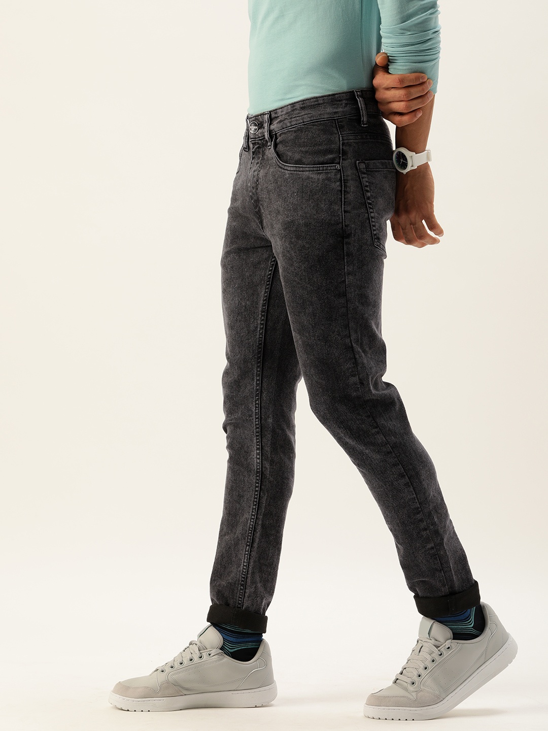 

SINGLE Men Black Slim Tapered Fit Light Fade Stretchable Jeans