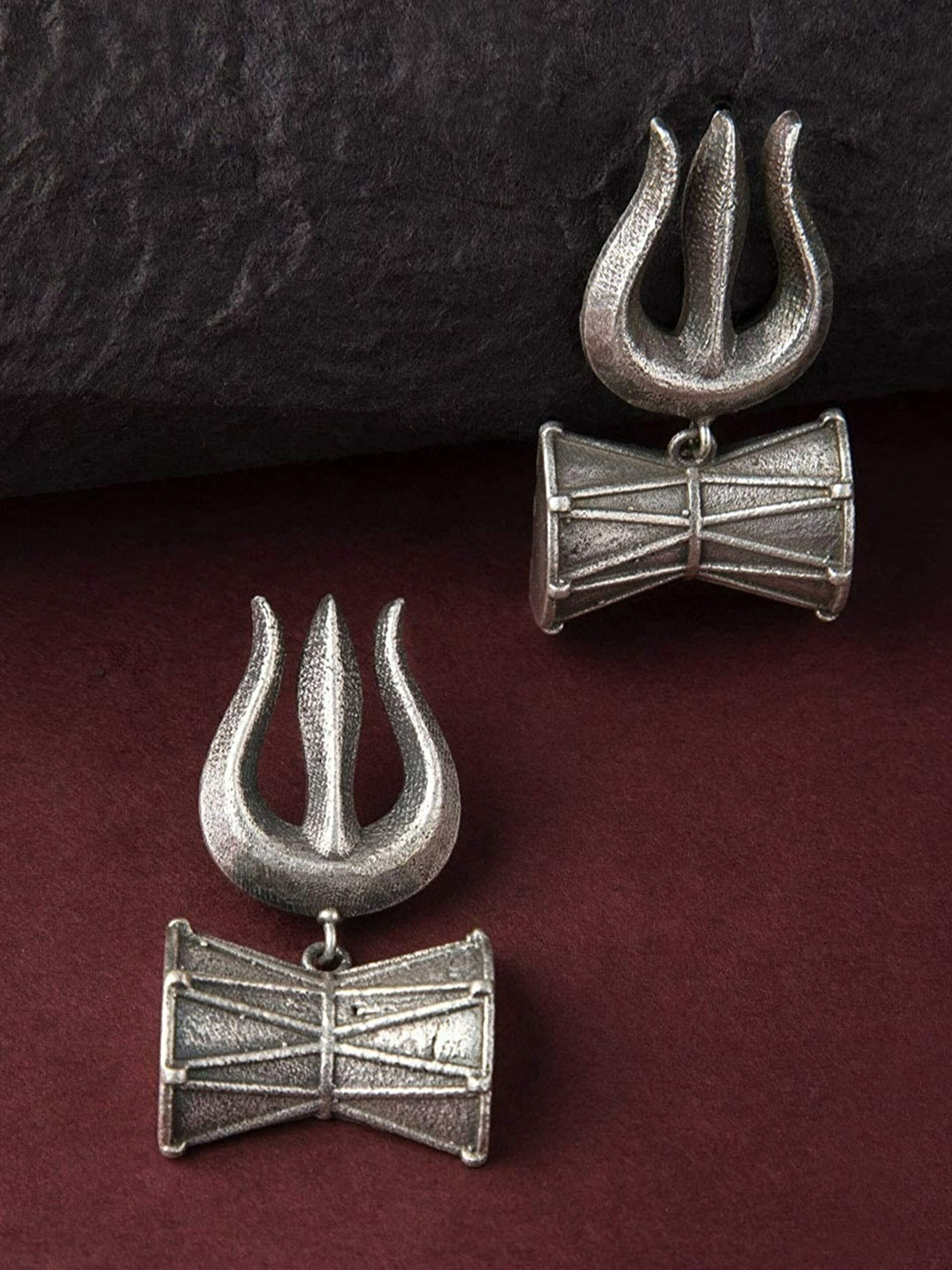 

EL REGALO Silver-Toned Classic Trishool Studs Earrings