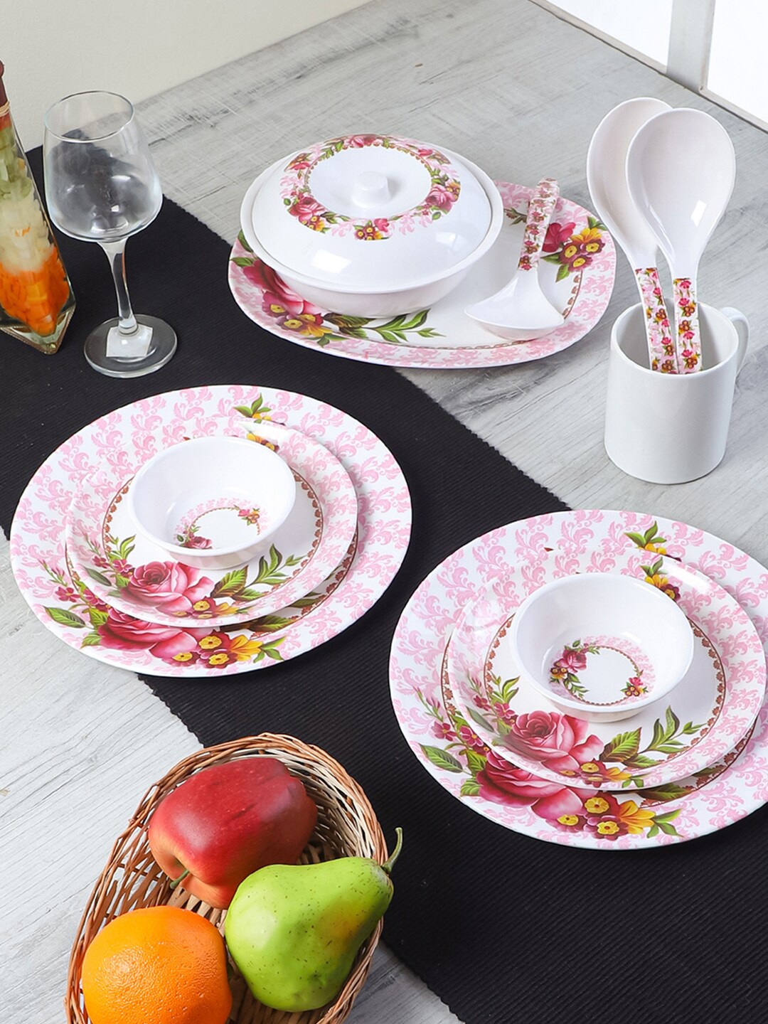 

CDI White & Pink Pieces Printed Melamine Glossy Dinner Set