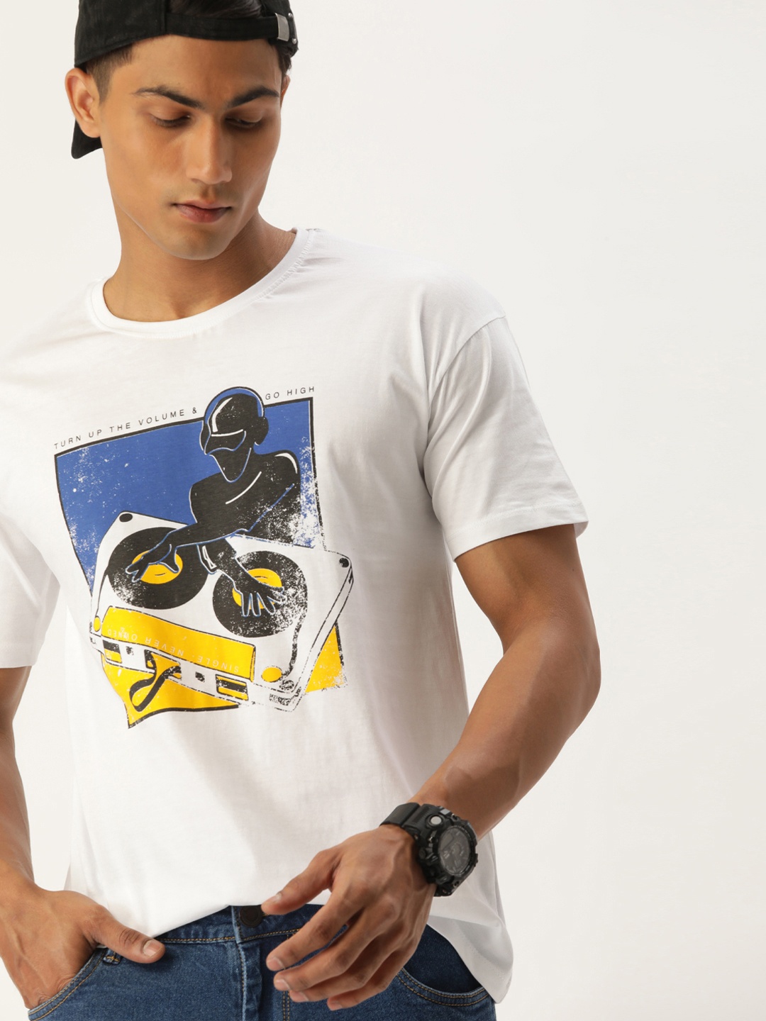 

SINGLE Men White Printed Drop-Shoulder Sleeves Pure Cotton T-shirt