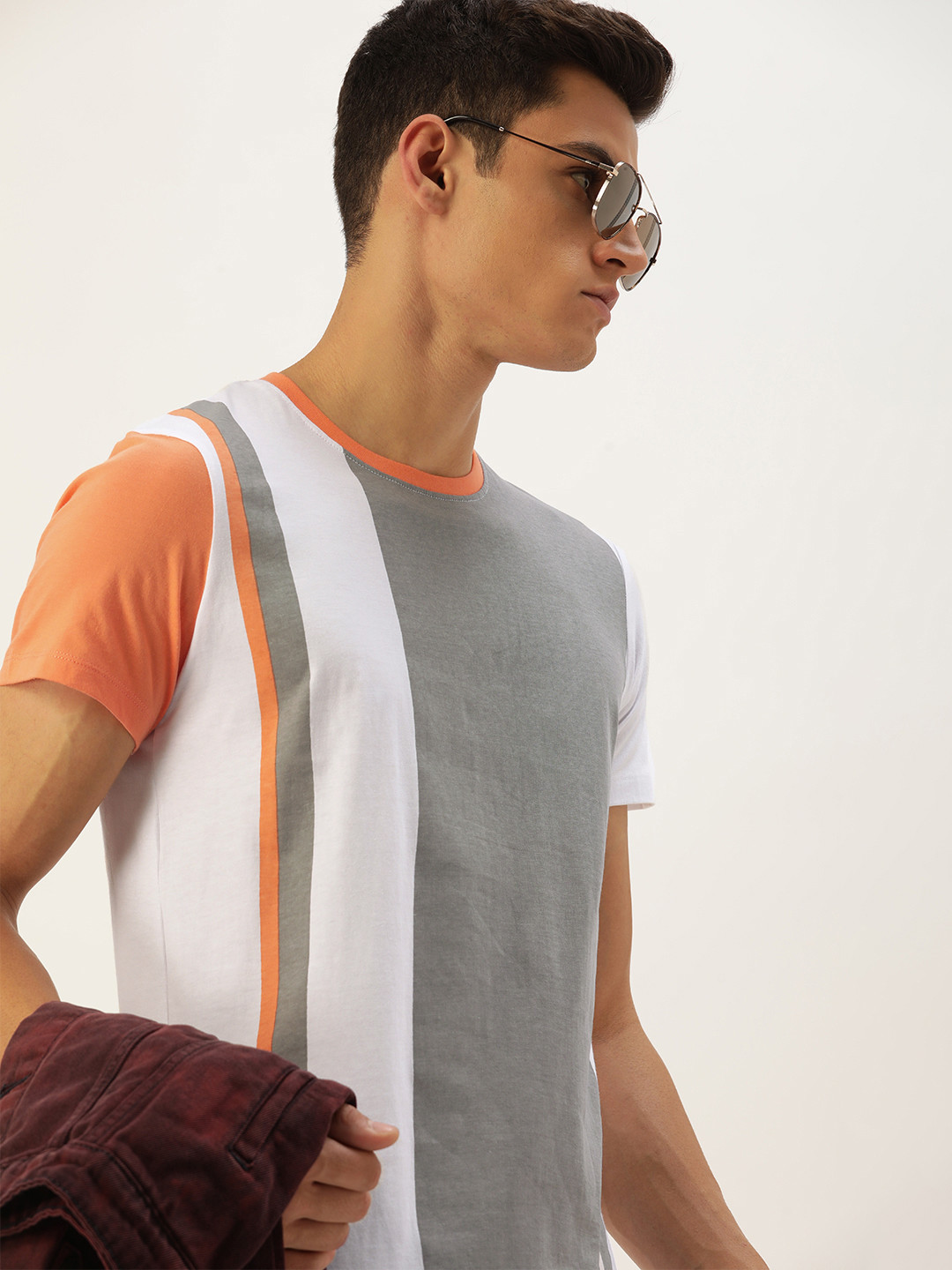 

SINGLE Men Grey & White Colourblocked Pure Cotton Slim Fit T-shirt
