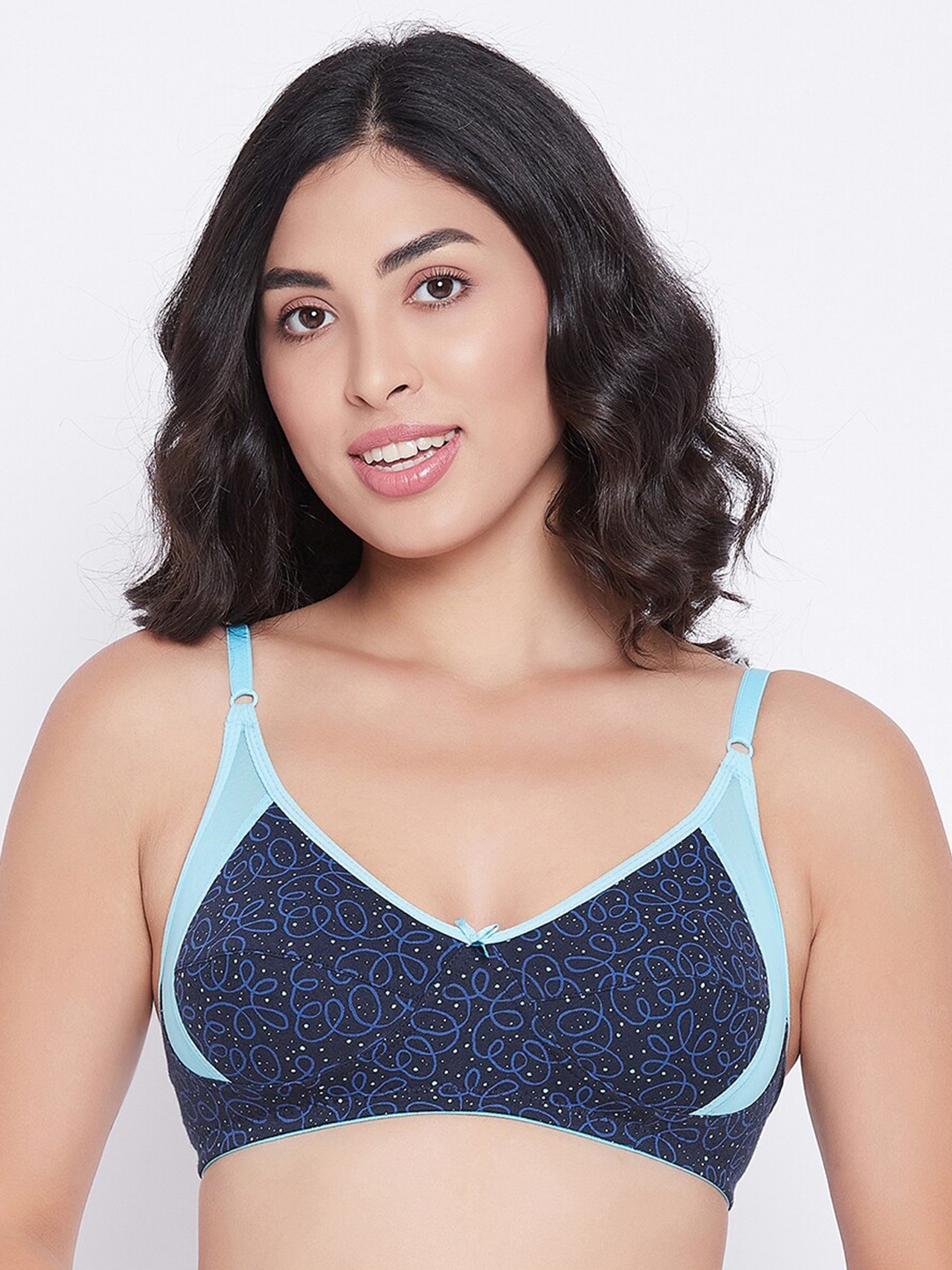 

Clovia Navy Blue & Turquoise Blue Non-Padded Cotton Full Cup Printed Everyday Bra
