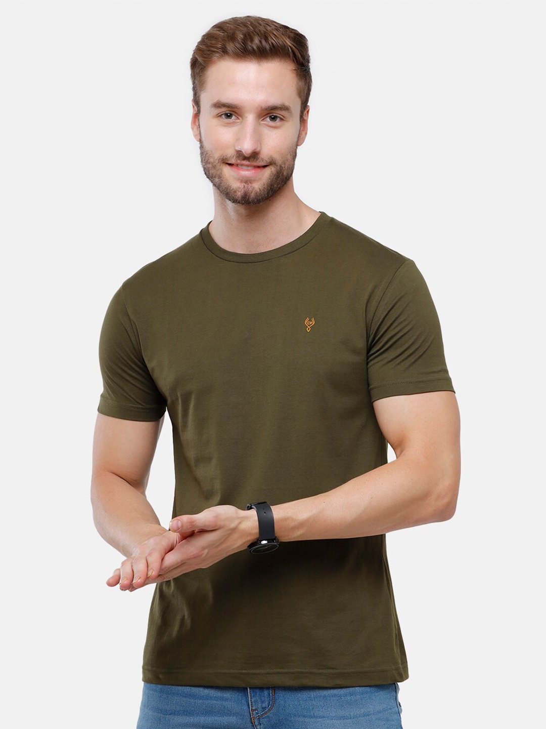 

Classic Polo Men Olive Green & army green Applique Slim Fit T-shirt