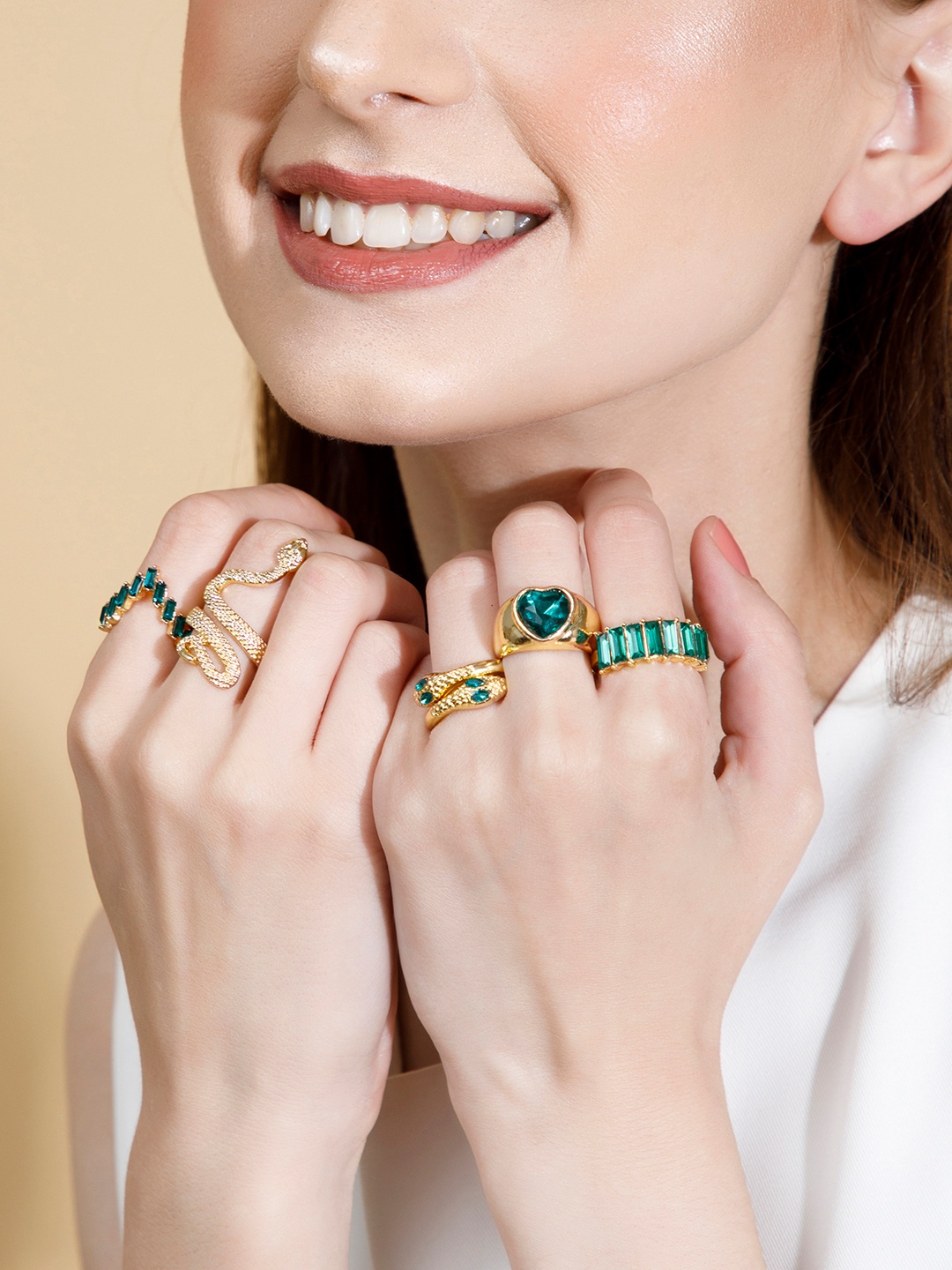 

TOKYO TALKIES X rubans FASHION ACCESSORIES Set Of 5 Gold-Plated Green Stone Finger Rings