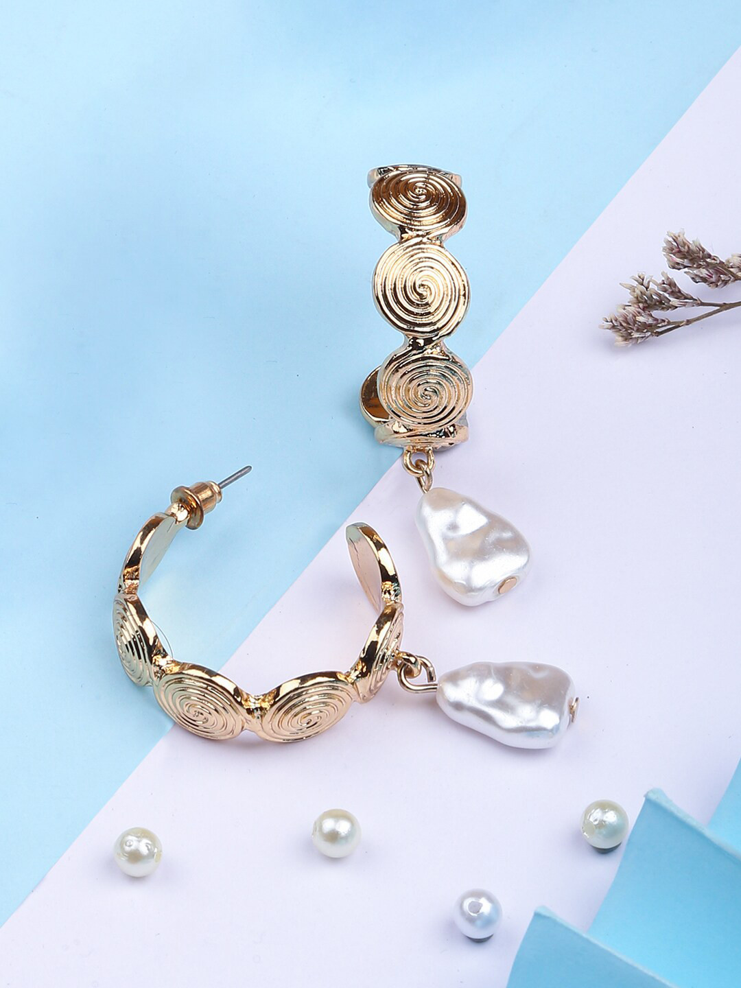 

Lilly & sparkle Gold-Toned & Silver-Toned Contemporary Half Hoop Earrings