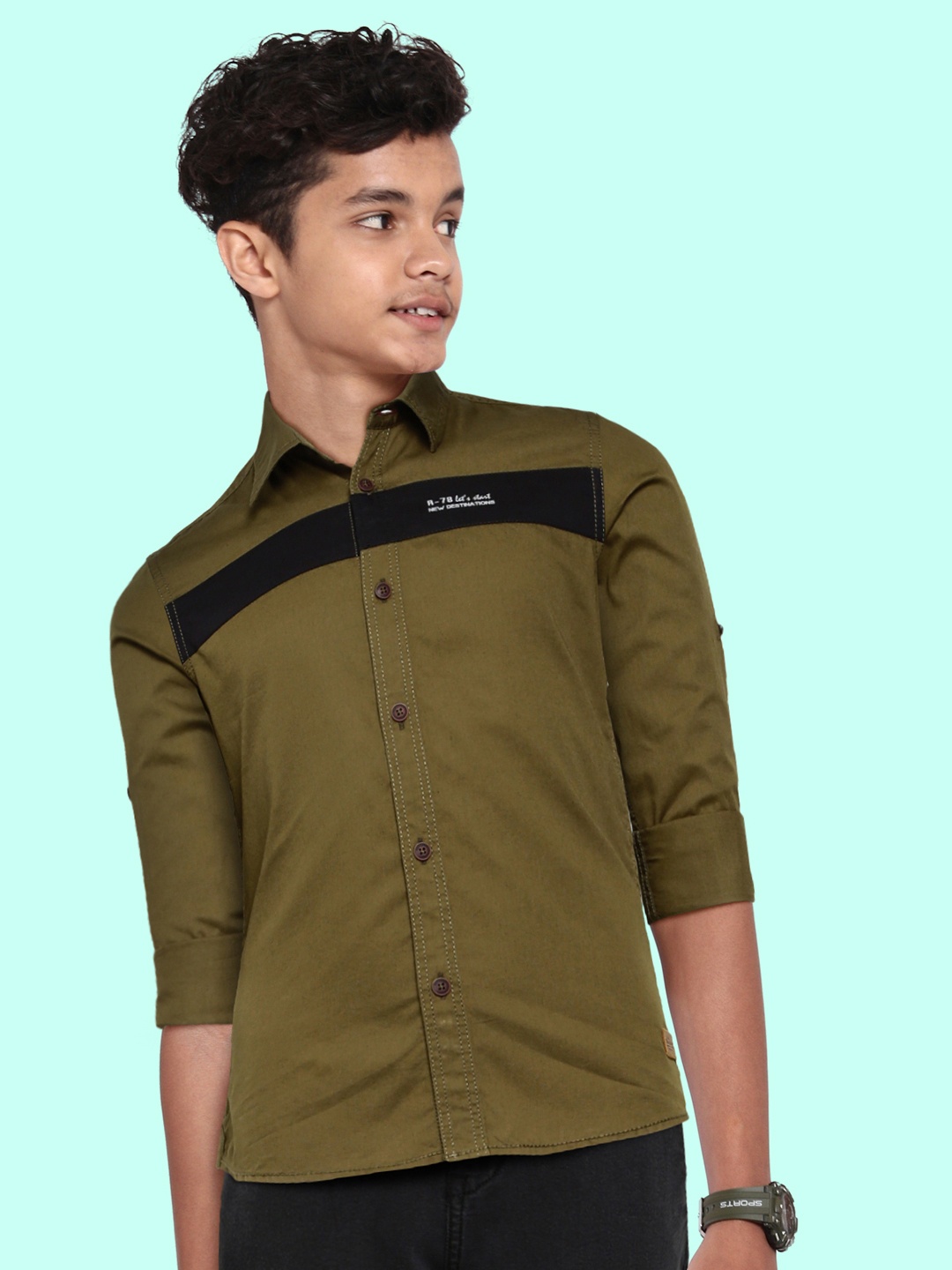 

UTH by Roadster Boys Olive Green Pure Cotton Casual Shirt