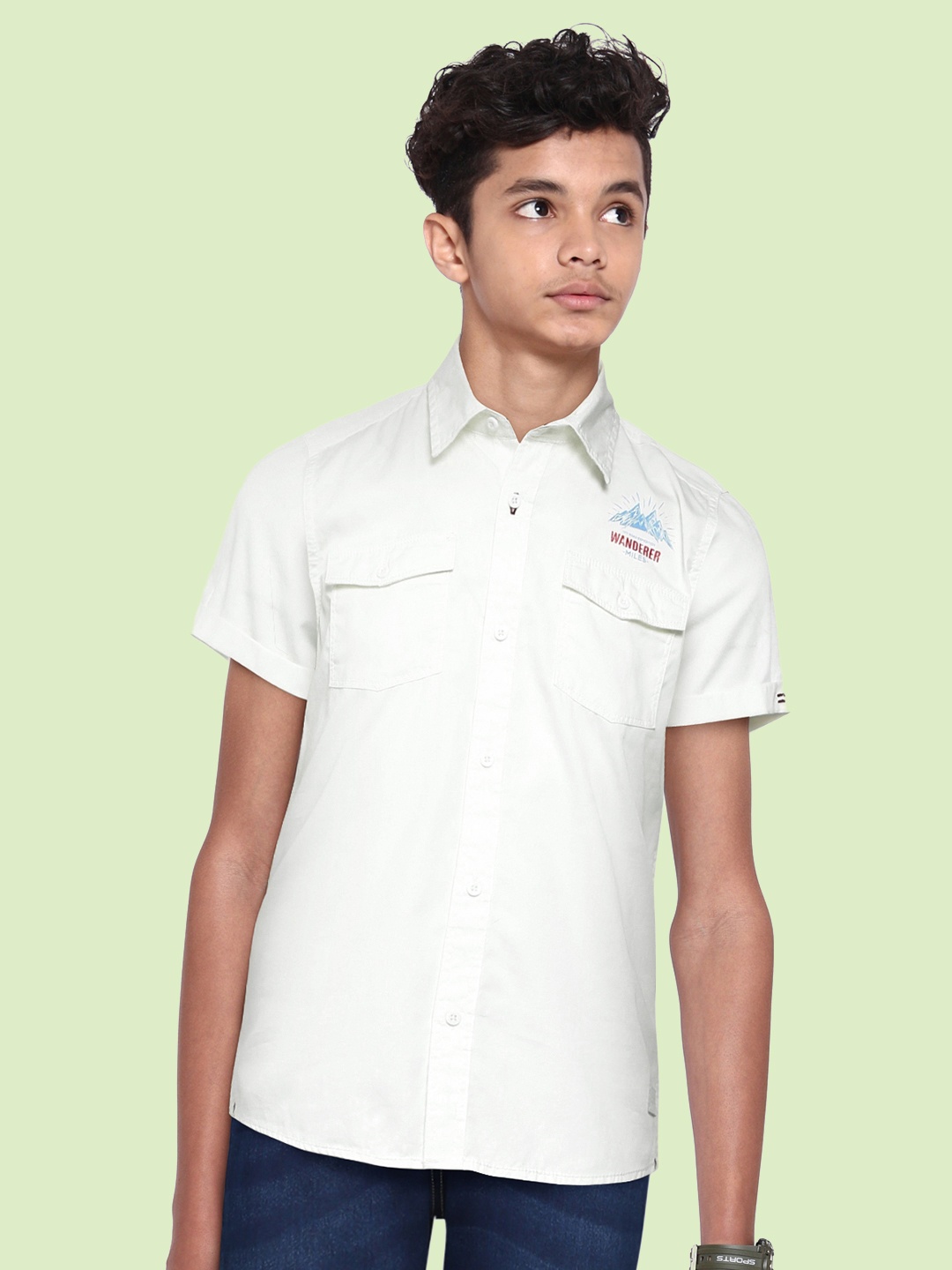 

UTH by Roadster Boys White Printed Casual Pure Cotton Shirt