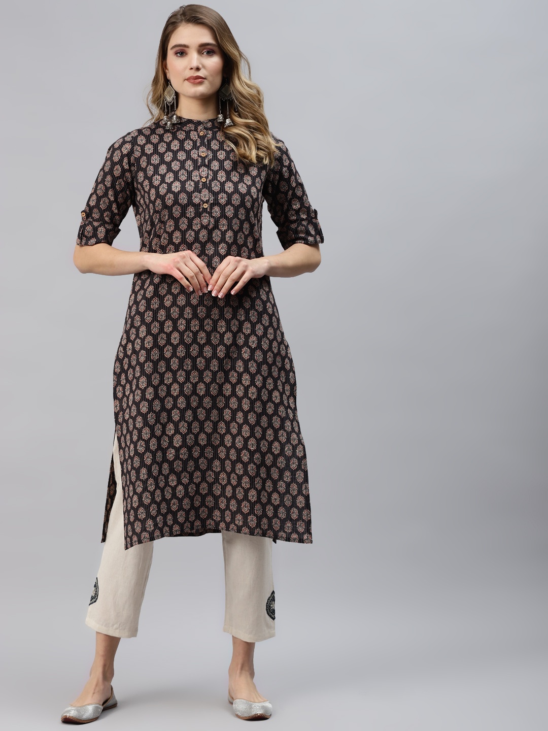 

Divena Women Black & Maroon Ethnic Motifs Printed Cotton Kurta