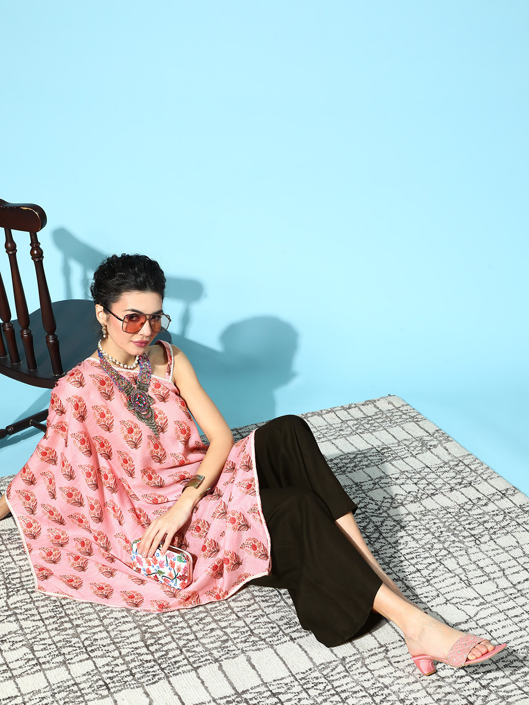 

InWeave Women Attractive Peach Printed Top with Solid Palazzos