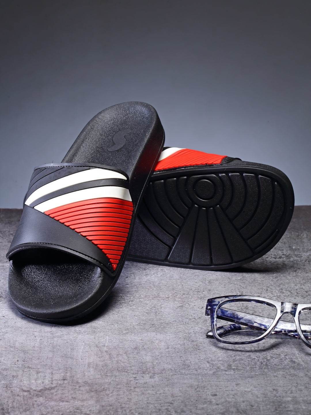 

Solethreads Men Black & White Striped Sliders