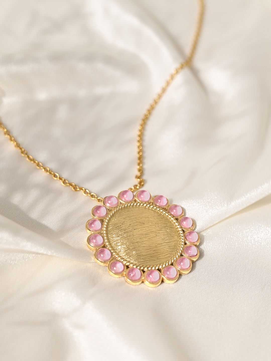 

Mikoto by FableStreet Gold-Toned & Pink Brass Gold-Plated Handcrafted Necklace