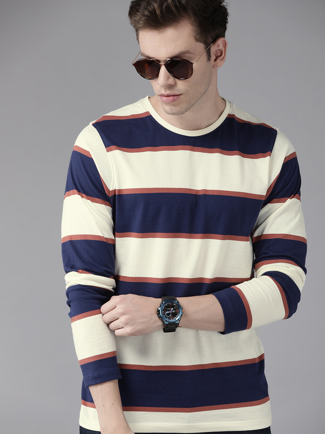 

Roadster Men Navy Blue & Cream-Coloured Striped Pure Cotton T-shirt