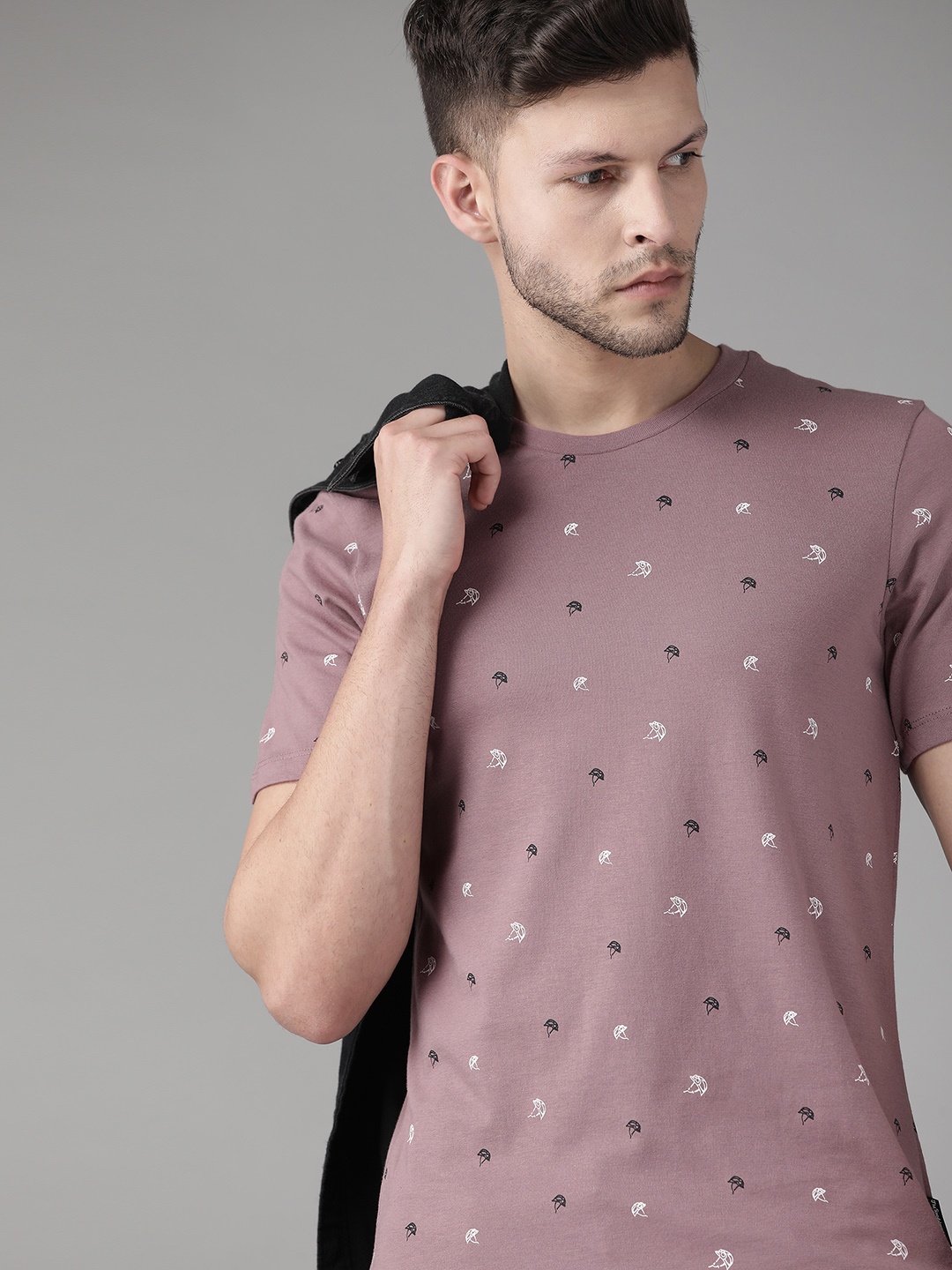 

Roadster Men Mauve Printed Pure Cotton T-shirt