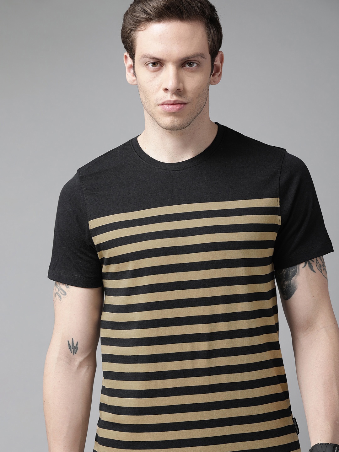 

Roadster Men Black & Beige Striped Pure Cotton T-shirt