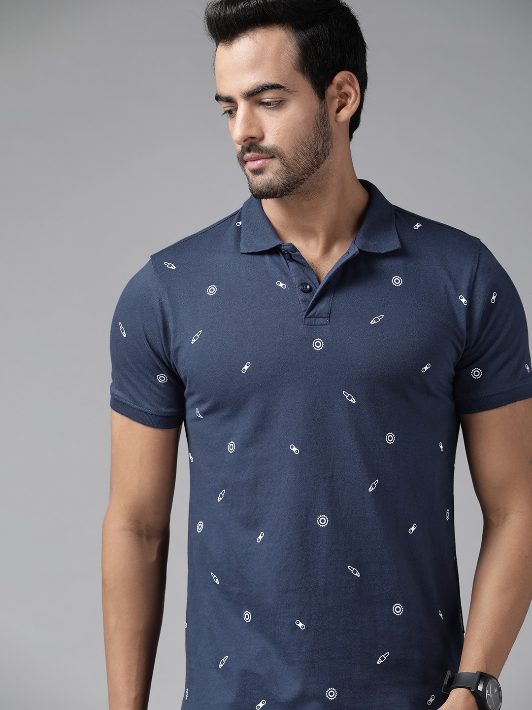 

Roadster Men Navy Blue & White Printed Polo Collar Pure Cotton T-shirt