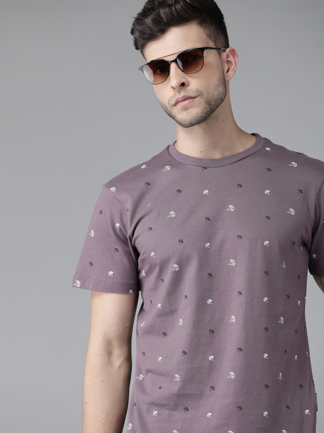 

Roadster Men Mauve & White Printed Pure Cotton T-shirt
