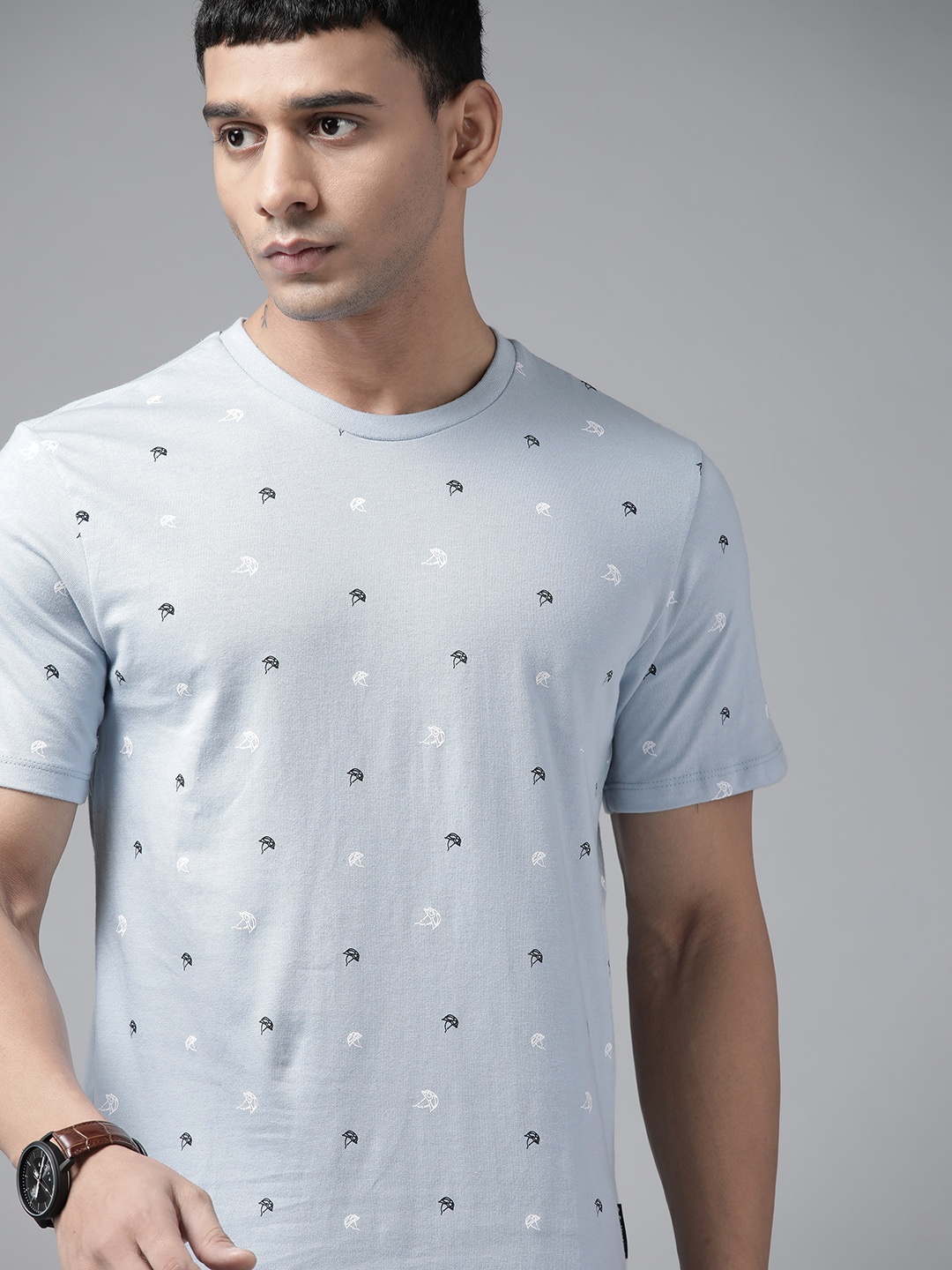 

Roadster Men Blue Pure Cotton Printed T-shirt