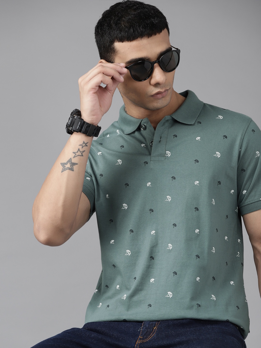 

Roadster Men Blue Printed Polo Collar Pure Cotton T-shirt