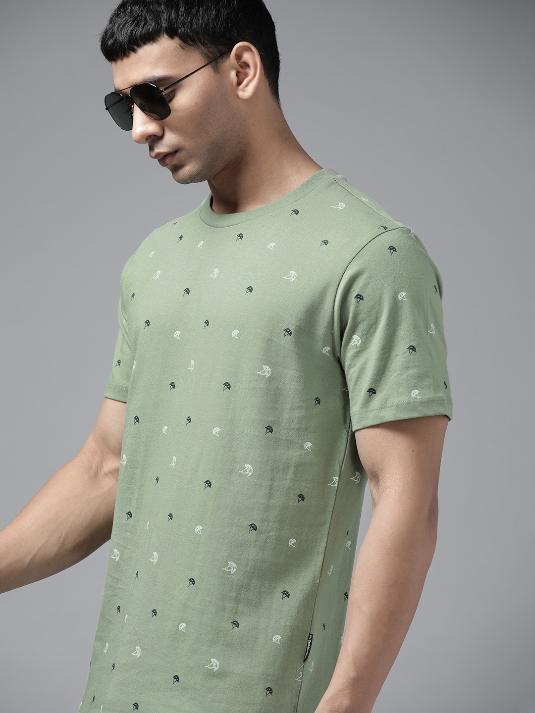

Roadster Men Green Pure Cotton Printed T-shirt