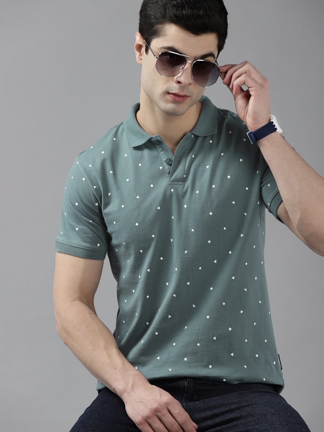 

Roadster Men Green & White Printed Polo Collar Pure Cotton T-shirt