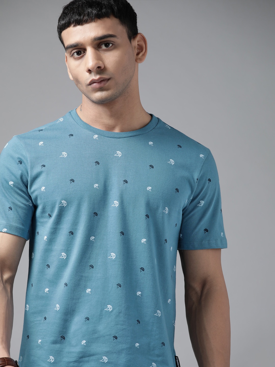 

Roadster Men Blue Pure Cotton Printed T-shirt