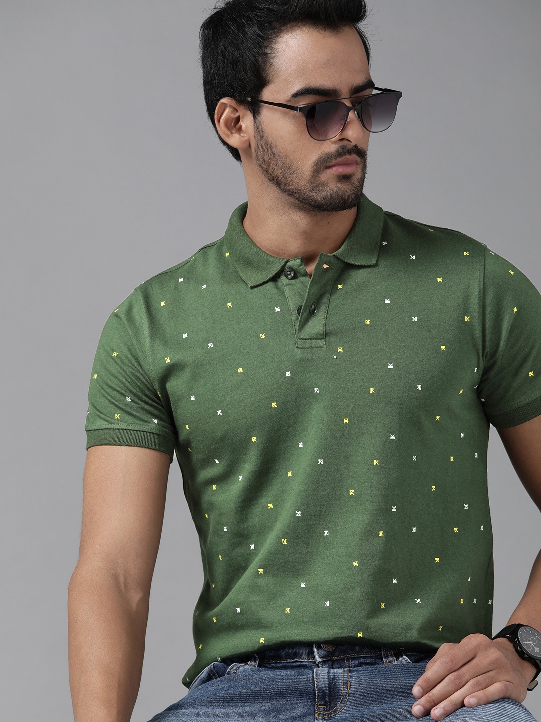 

Roadster Men Green Printed Polo Collar Pure Cotton T-shirt