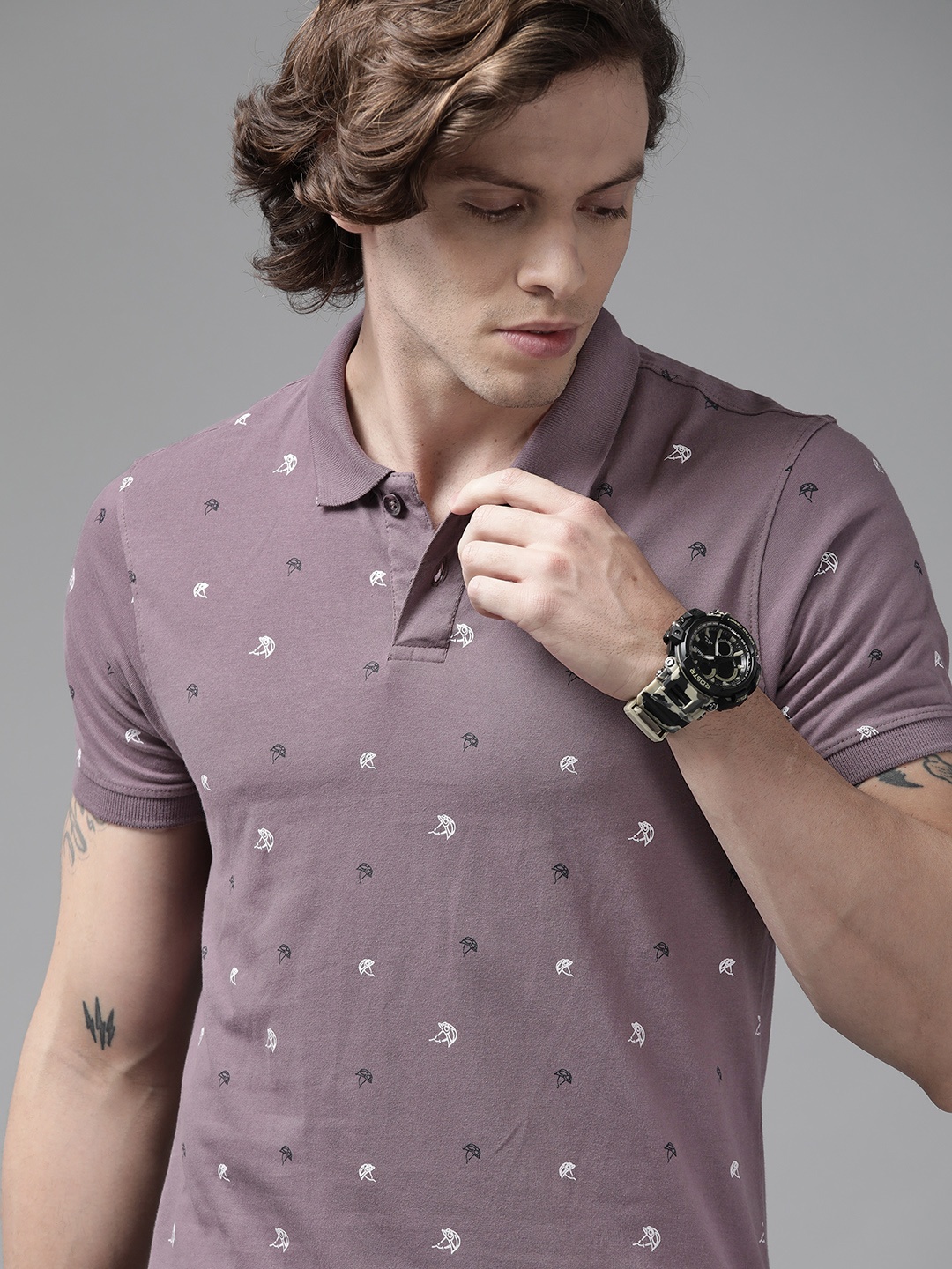 

Roadster Men Mauve & White Printed Polo Collar Pure Cotton T-shirt