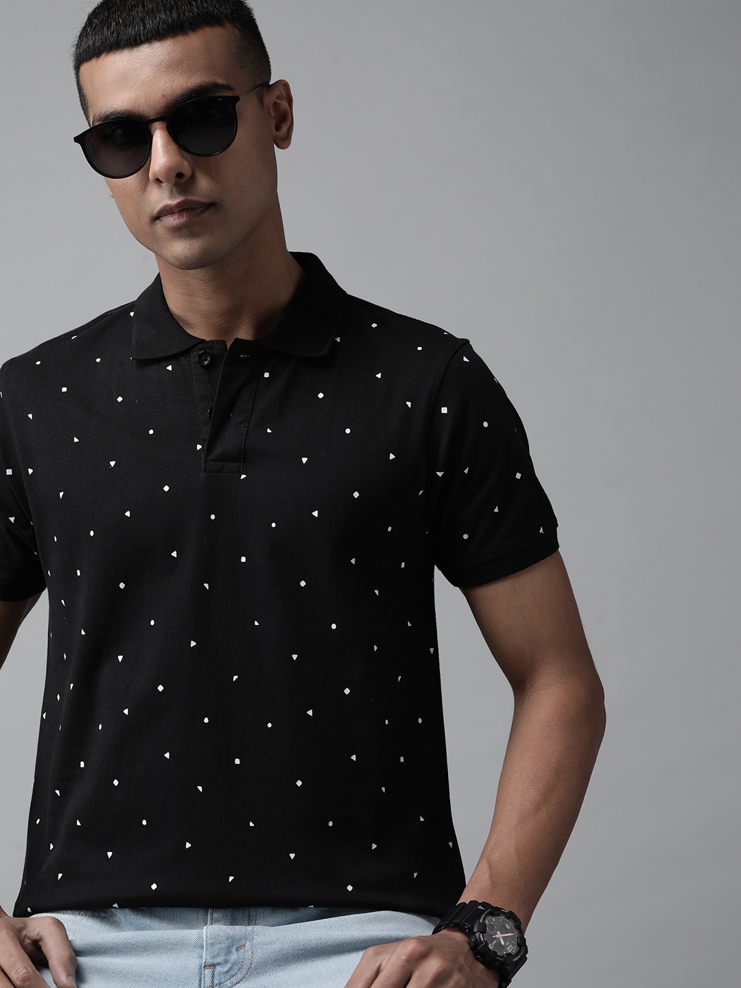 

Roadster Men Black & White Printed Polo Collar T-shirt