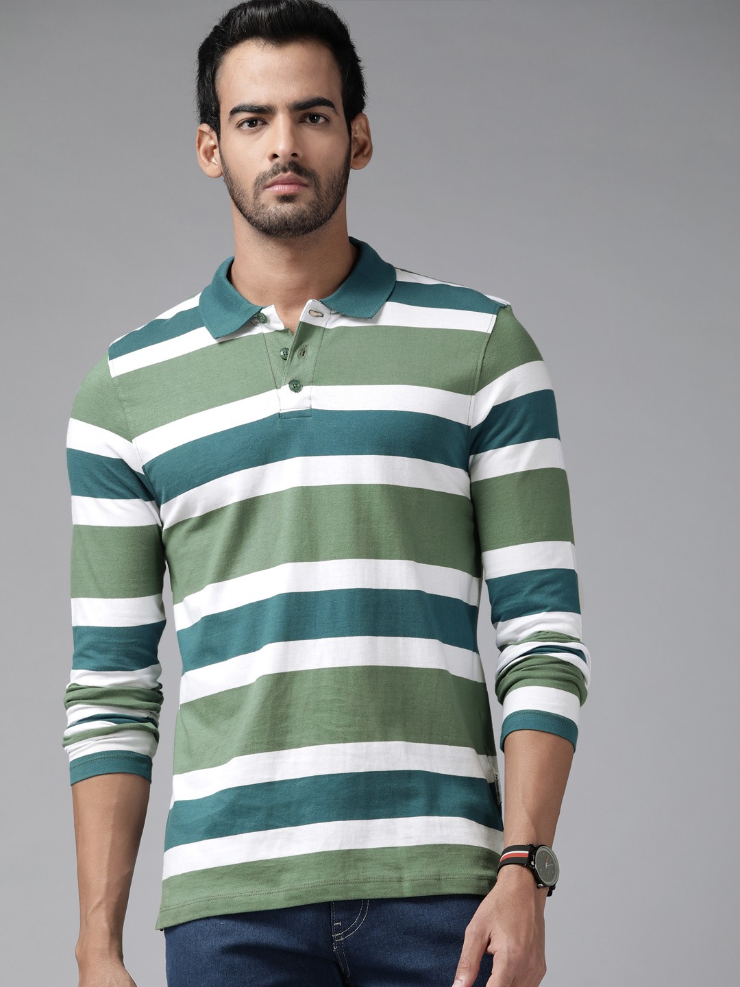 

Roadster Men Green & White Striped Polo Collar Pure Cotton T-shirt