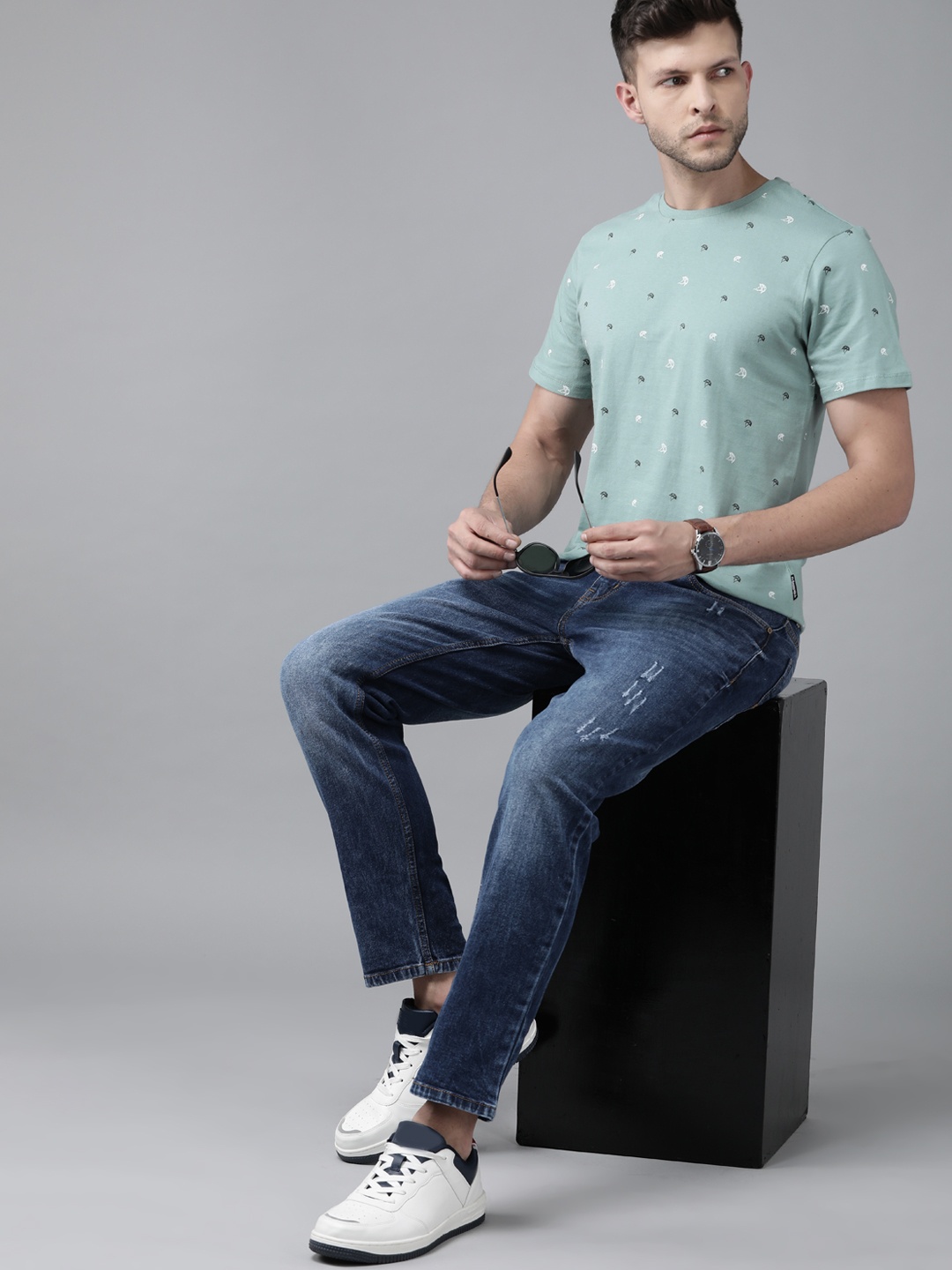 Roadster Men Mint Green & White Conversational Printed Pure Cotton T-shirt