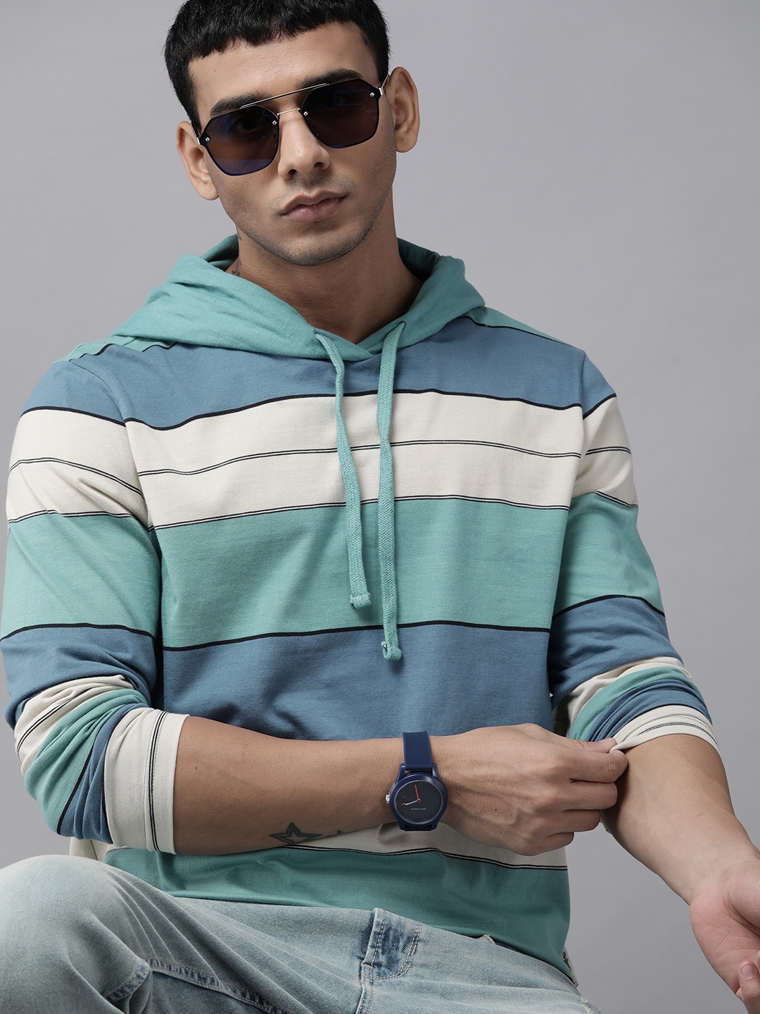 

Roadster Men Sea Green & Blue Striped Pure Cotton Hooded T-shirt