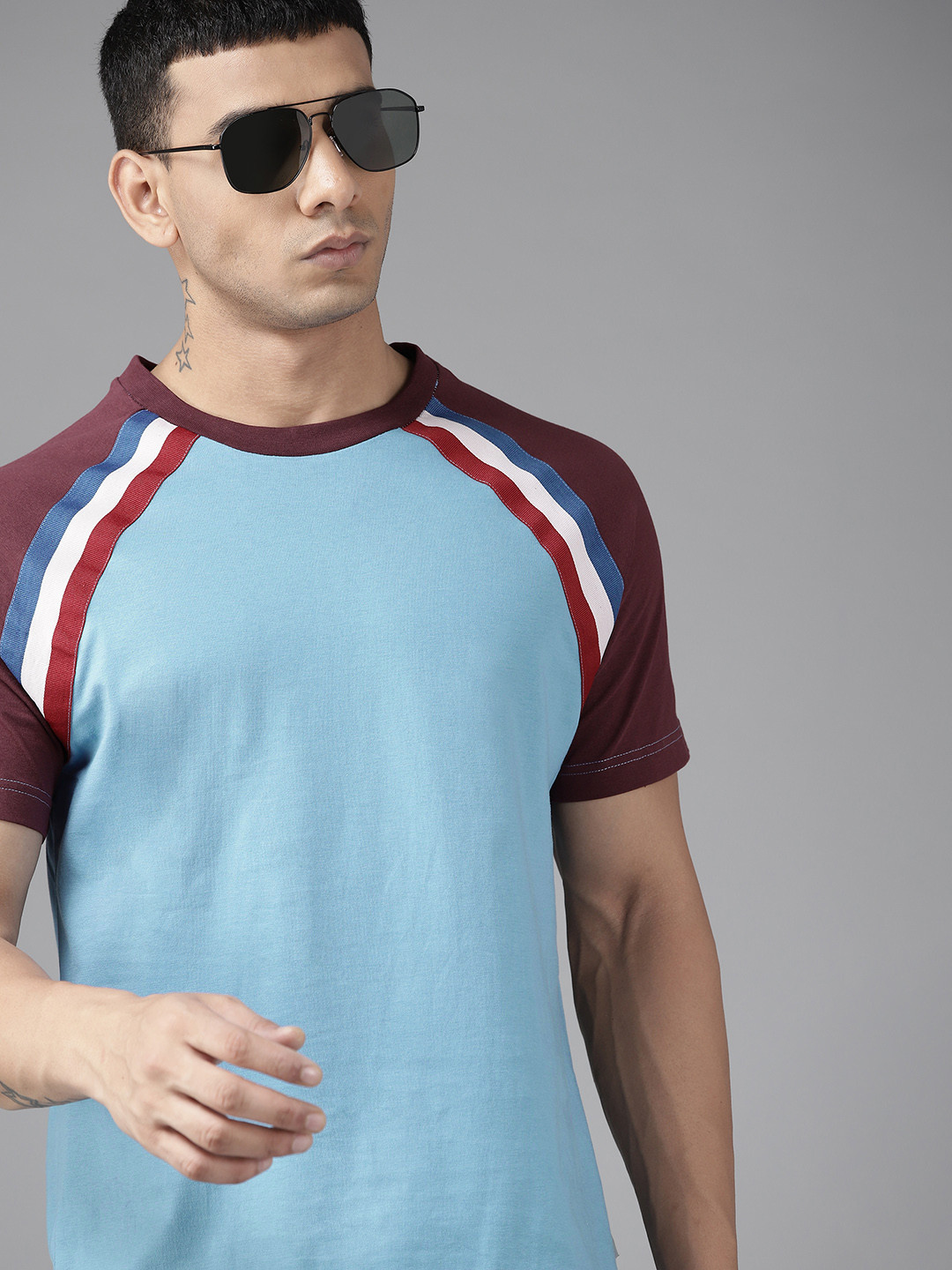 

Roadster Men Blue Pure Cotton T-shirt