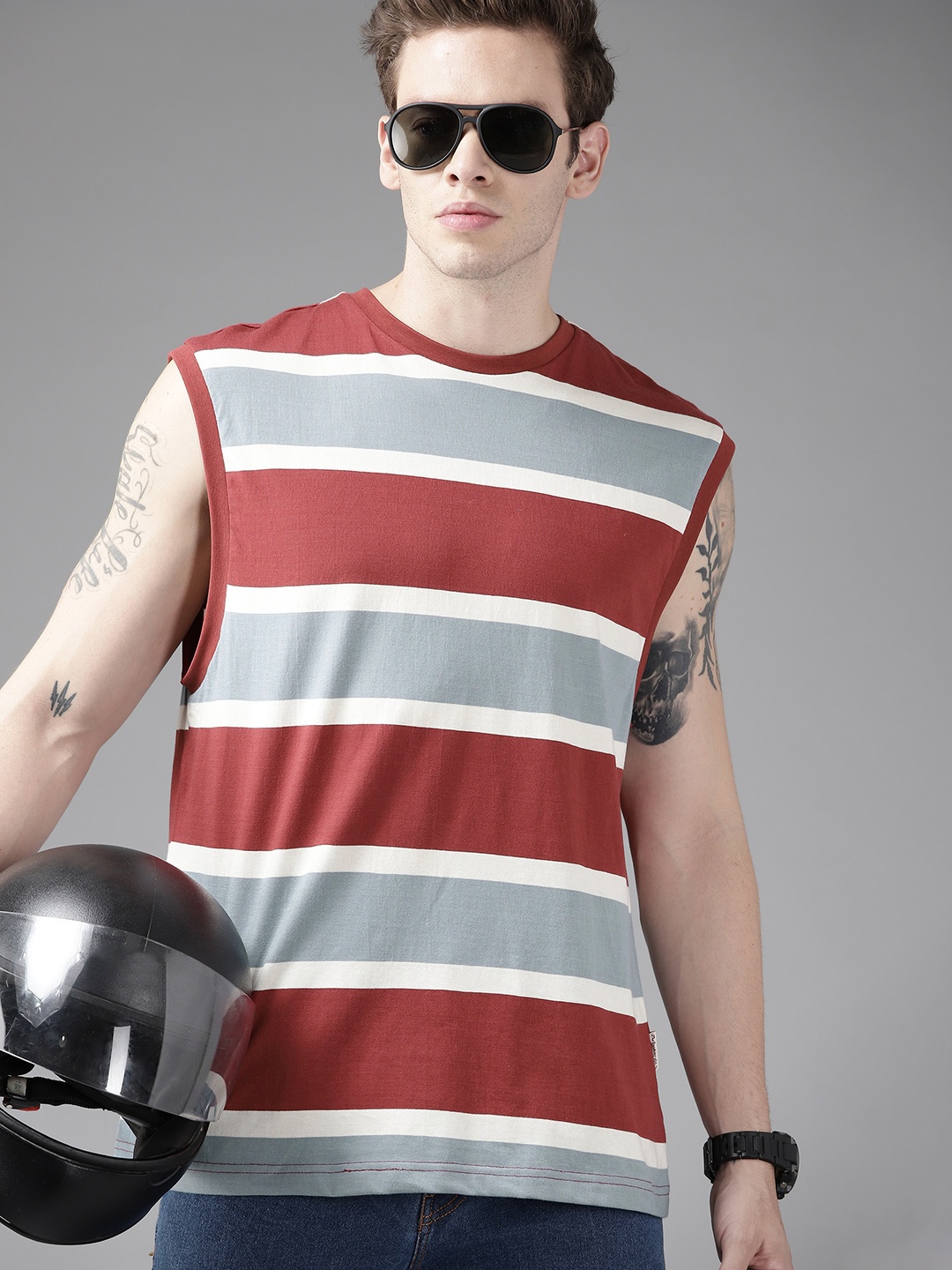 

Roadster Men Maroon & Blue Striped Pure Cotton T-shirt