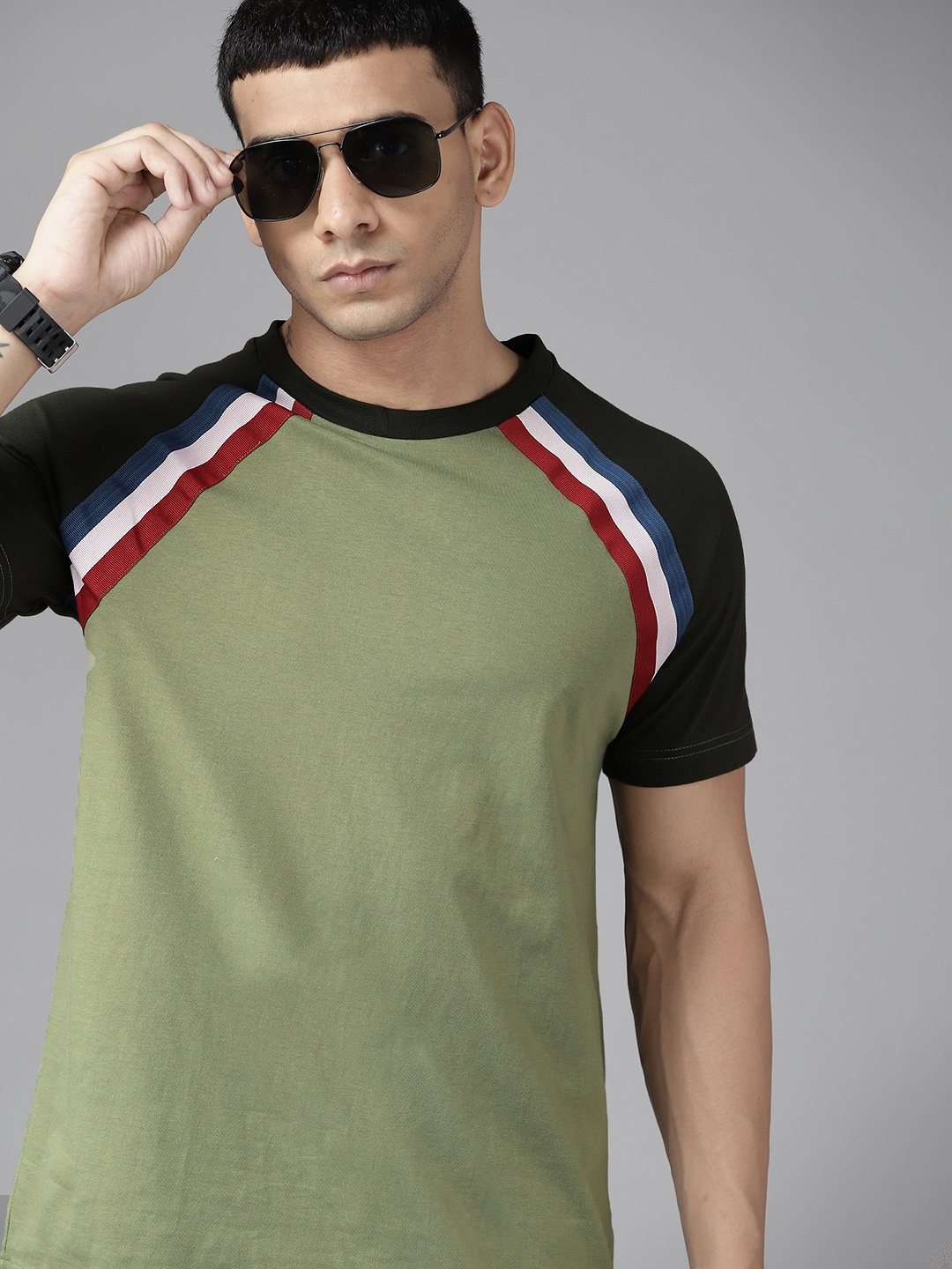 

Roadster Men Olive Green Pure Cotton T-shirt