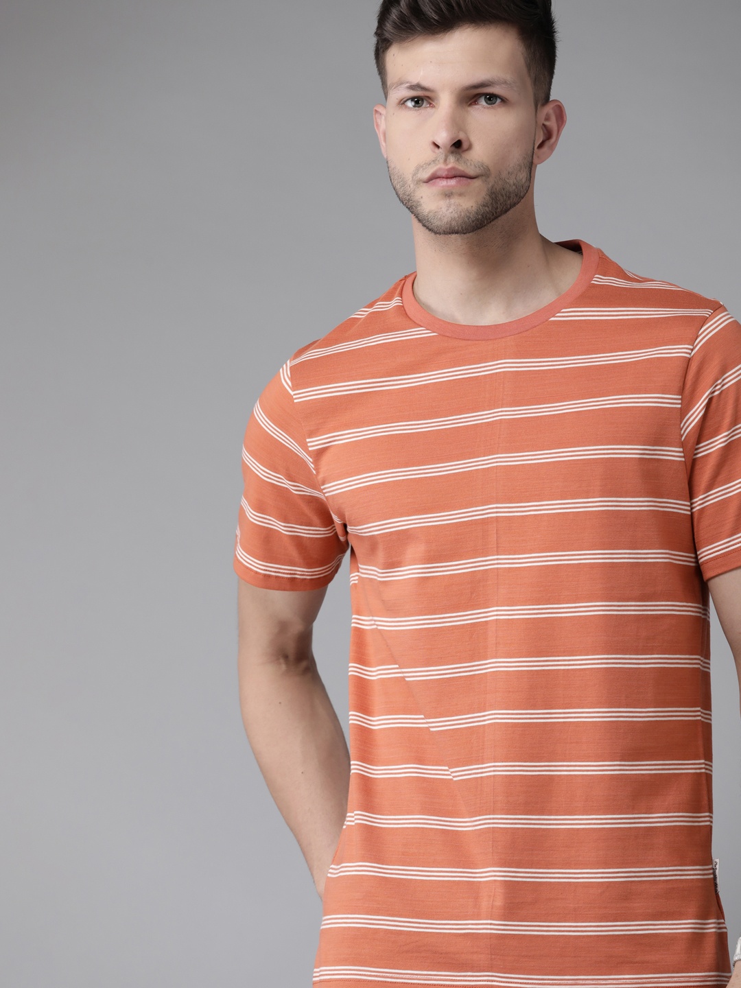 

Roadster Men Rust & Beige Striped Pure Cotton T-shirt