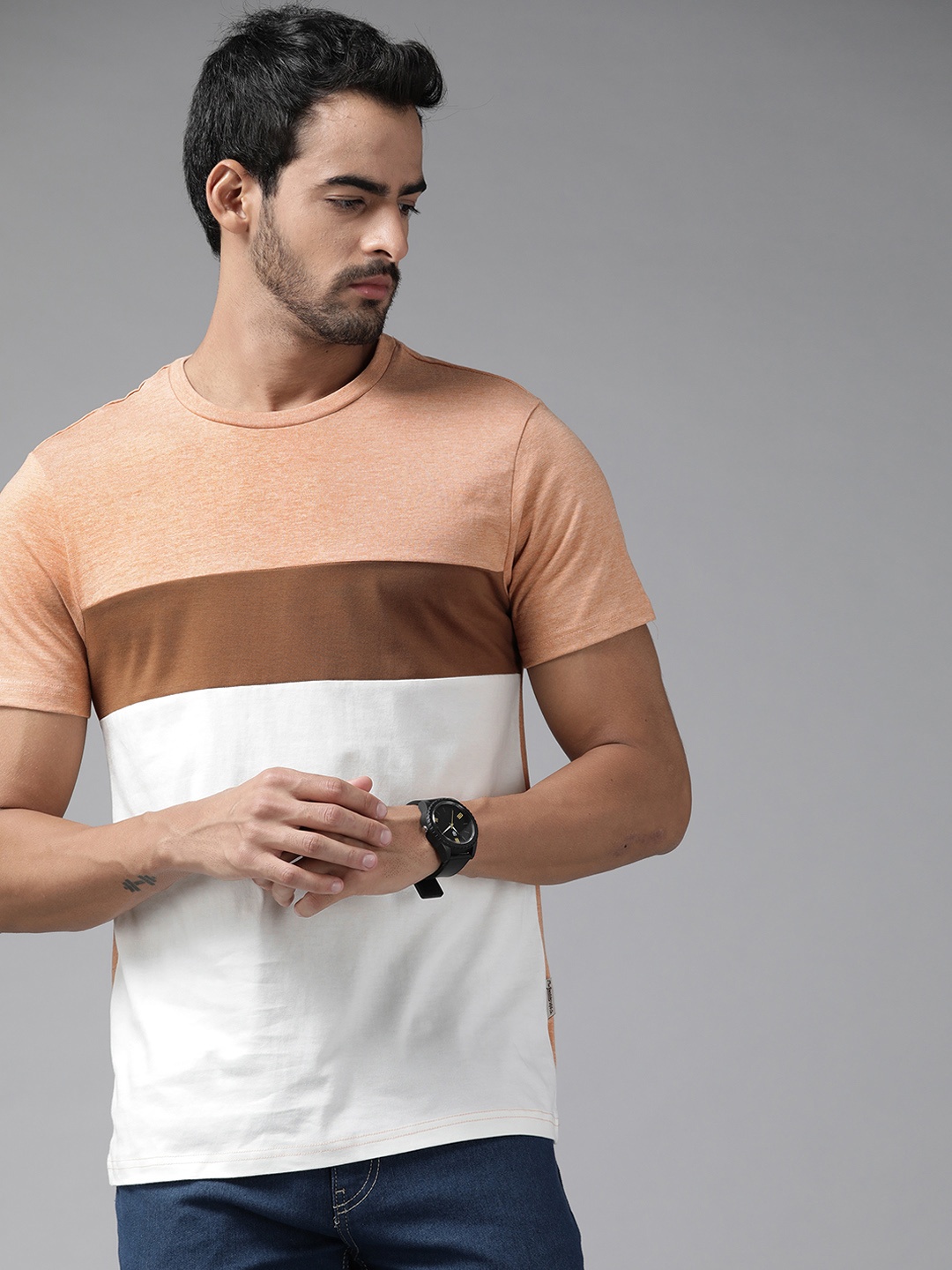 

Roadster Men Peach-Coloured & White Colourblocked Pure Cotton T-shirt