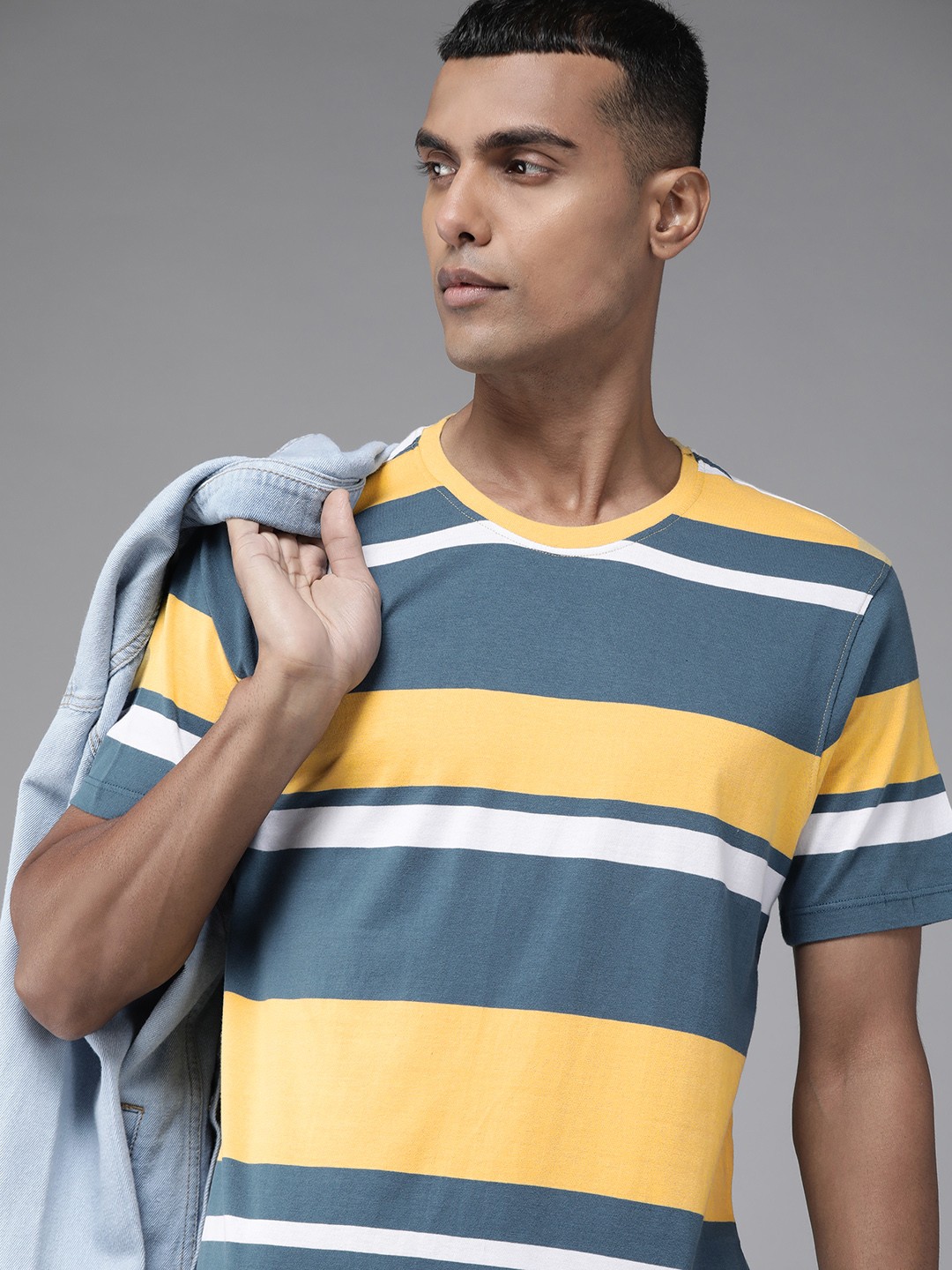 

Roadster Men Teal Blue & Yellow Striped Pure Cotton T-shirt