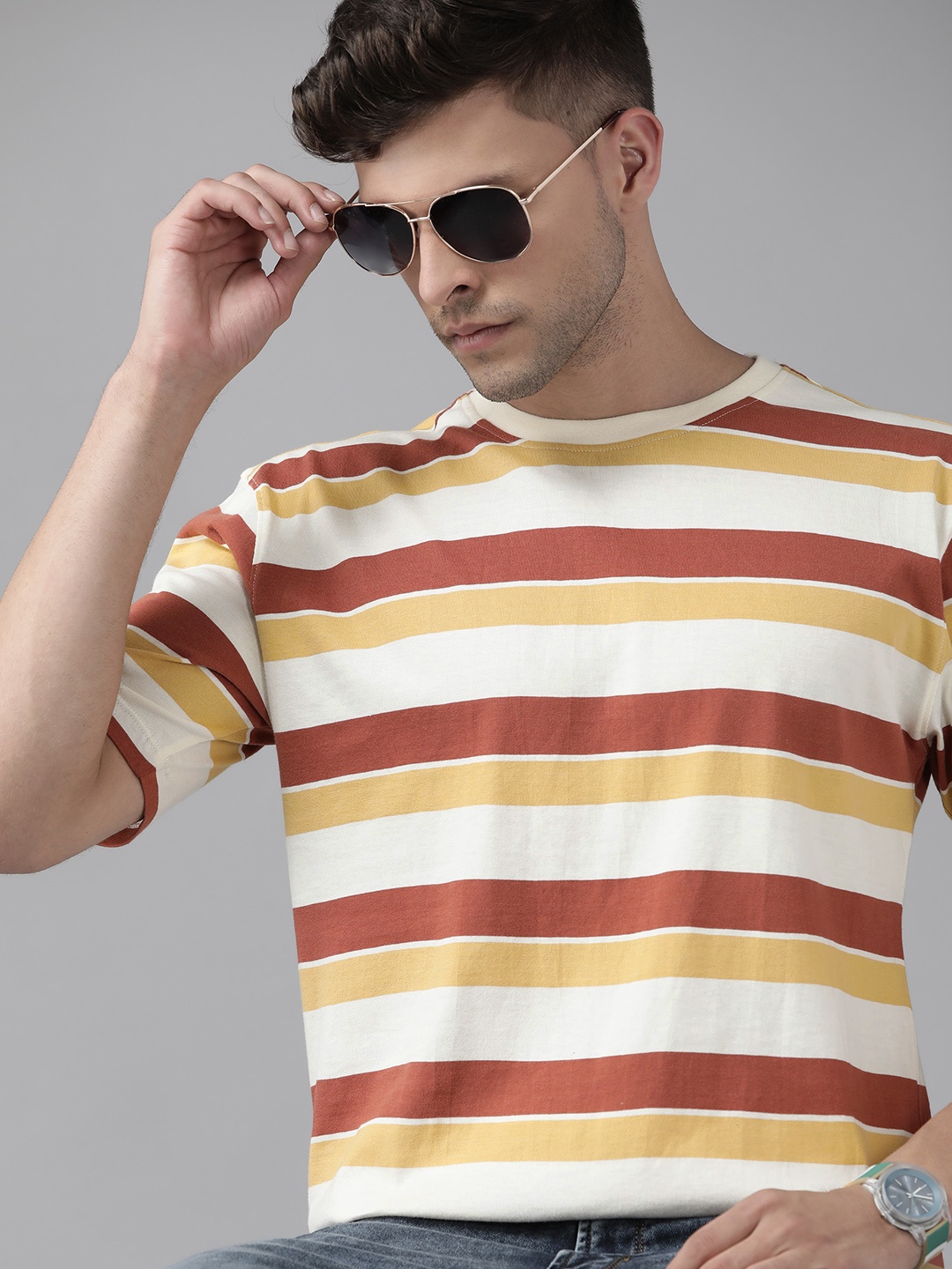 

Roadster Men Off White & Mustard Yellow Pure Cotton Striped T-shirt