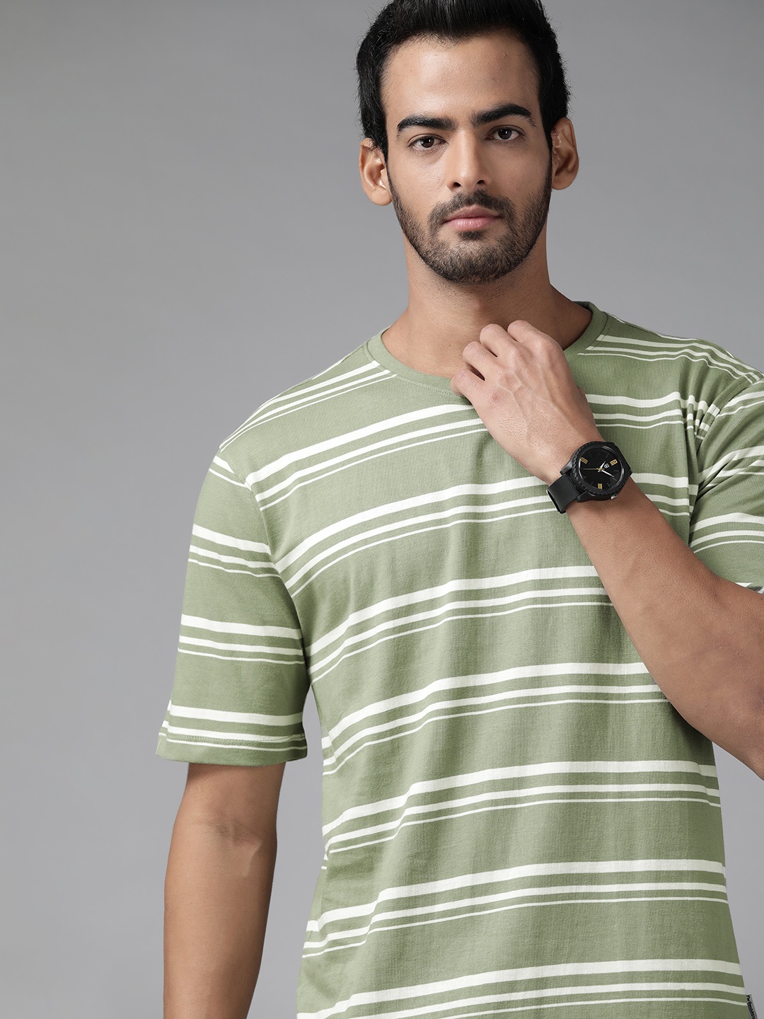 

Roadster Men Green & Beige Striped Pure Cotton T-shirt